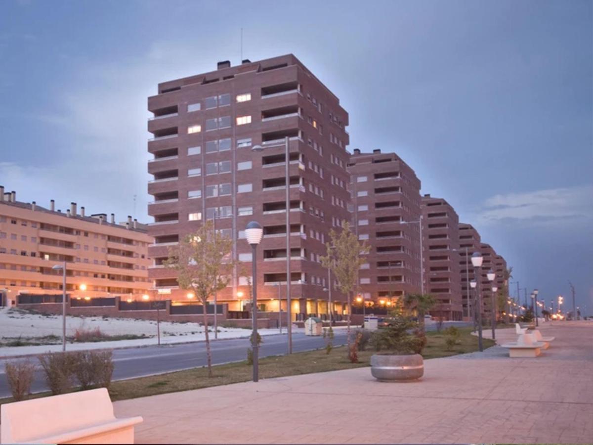 Апартаменты Aires De Toledo-Parque Warner Y Madrid En Familia Экстерьер фото
