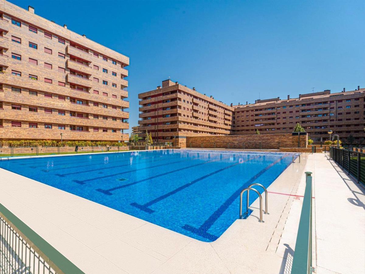 Апартаменты Aires De Toledo-Parque Warner Y Madrid En Familia Экстерьер фото