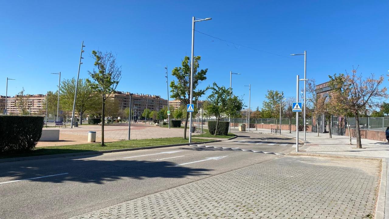 Апартаменты Aires De Toledo-Parque Warner Y Madrid En Familia Экстерьер фото